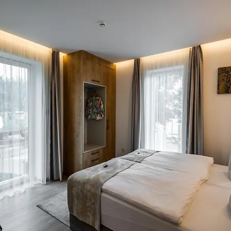 Mokka House Panzio Bed & Breakfast 4*