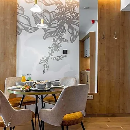 Mokka House Panzio B&B 미슈콜츠