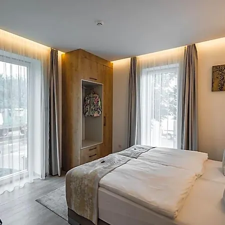 Mokka House Panzio 미슈콜츠