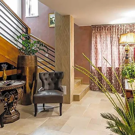 Mokka House Panzio B&B 미슈콜츠